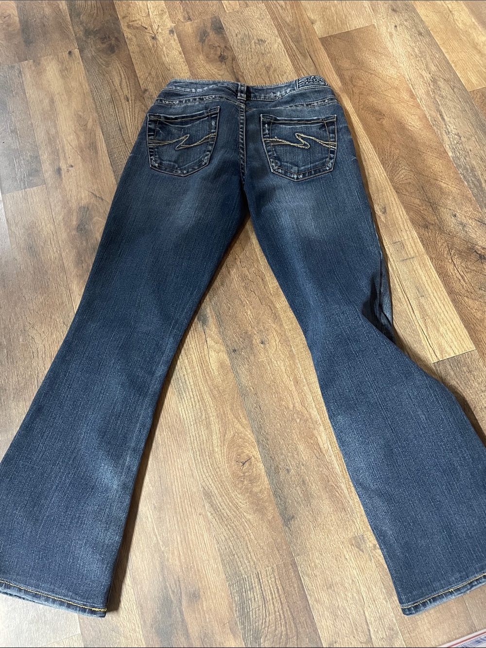 Silver Jeans Women's Dark Blue Flare Jeans